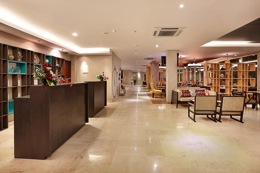Azana Boutique Hotel Denpasar Exterior photo