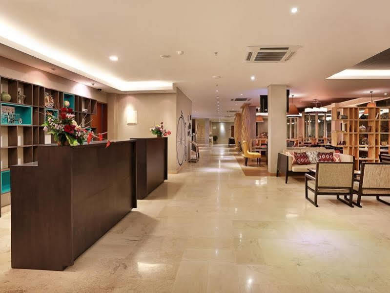 Azana Boutique Hotel Denpasar Exterior photo