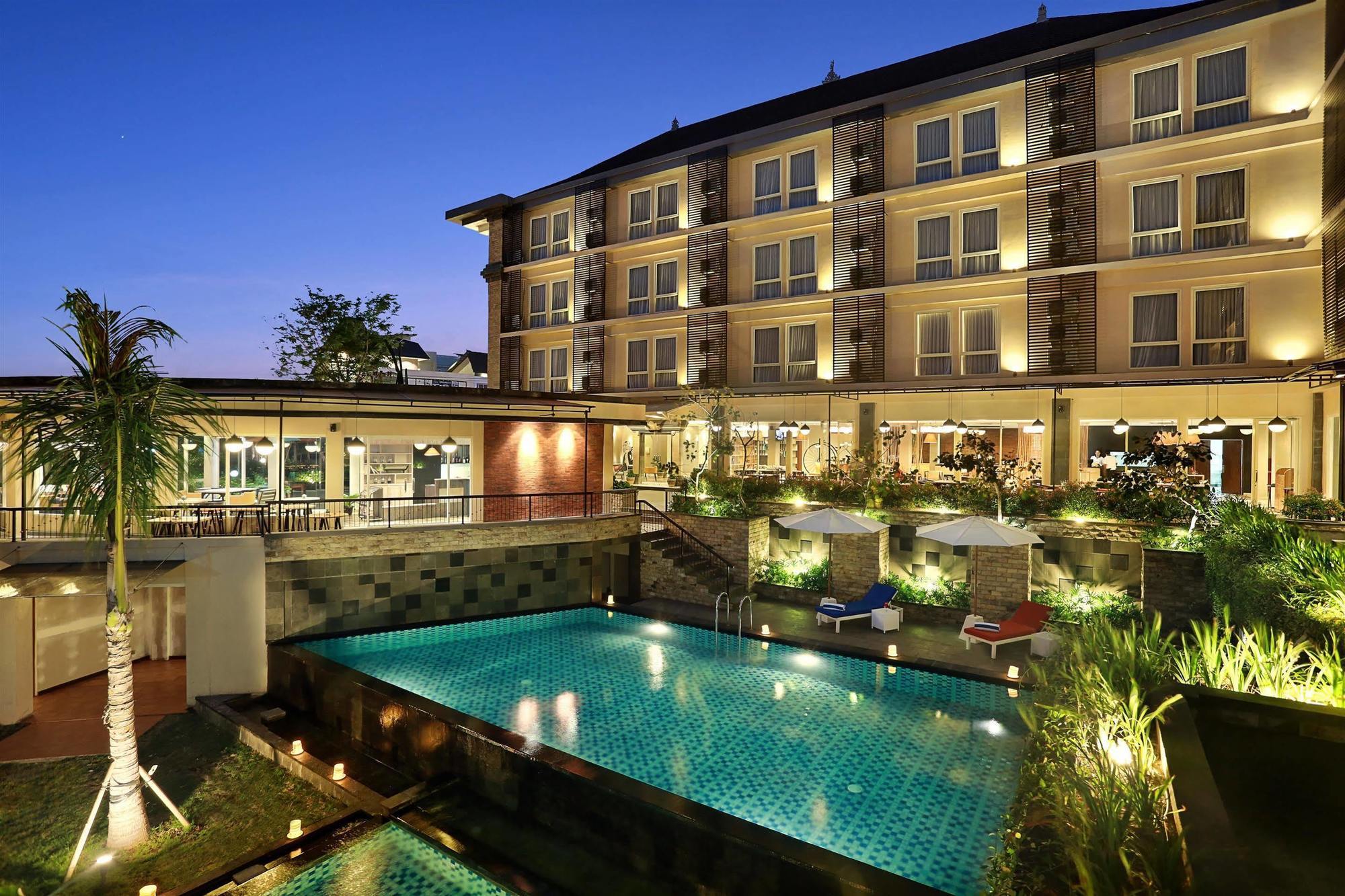 Azana Boutique Hotel Denpasar Exterior photo