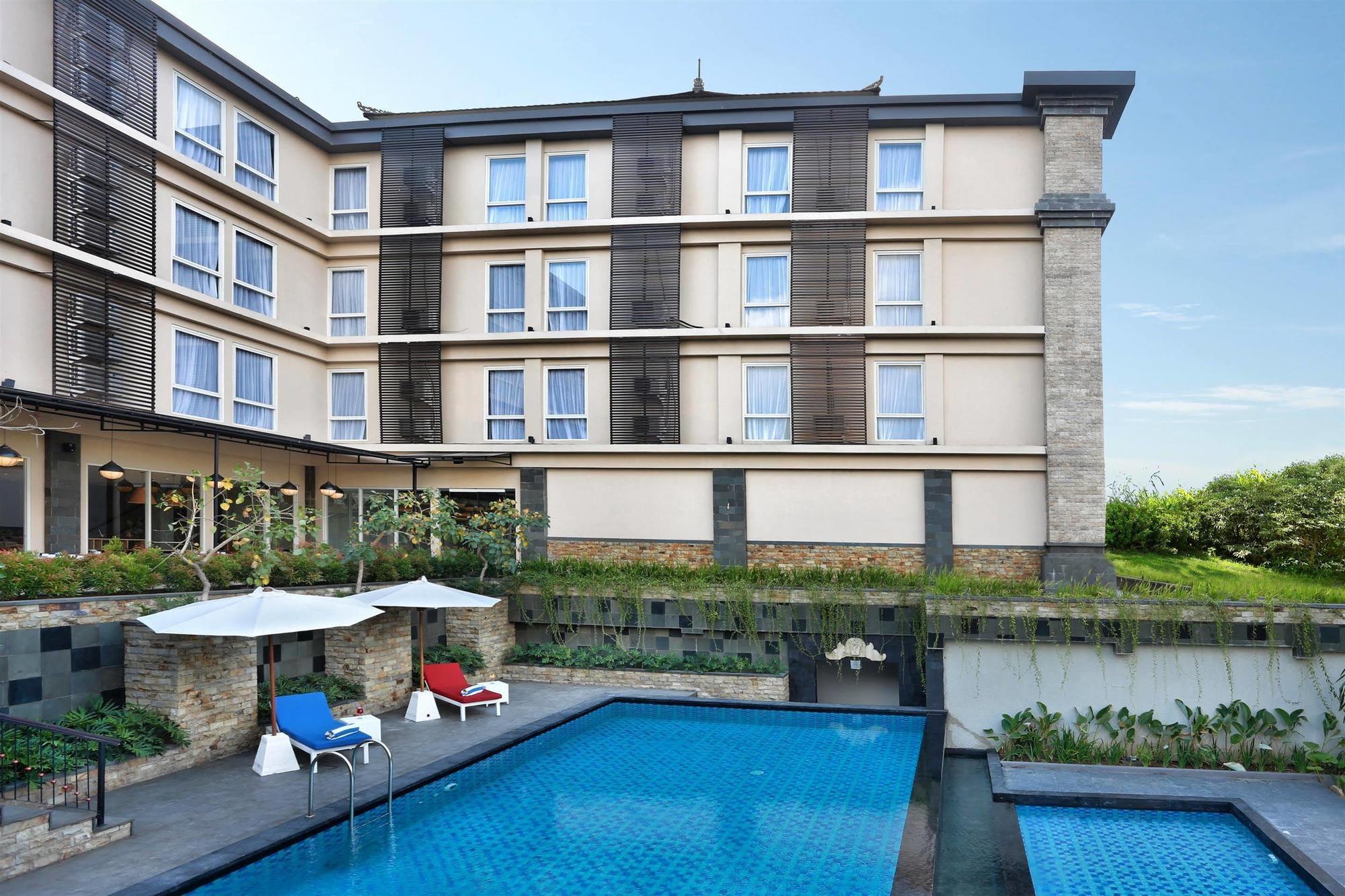 Azana Boutique Hotel Denpasar Exterior photo